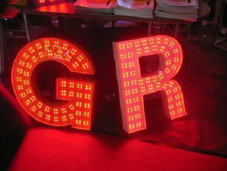 内乡LED发光字常见的安装误区。